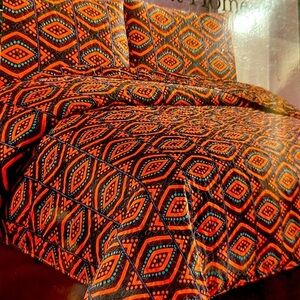 HOTEL at Home 3pc quilt set KING orange, and blue abstract print